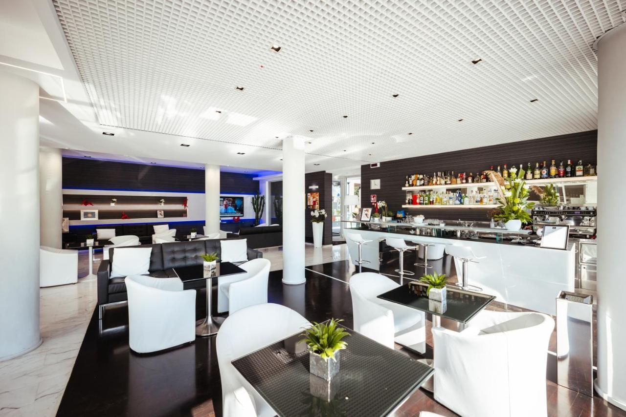 Raffaello Hotel & Mooka Restaurant Сенігаллія Екстер'єр фото